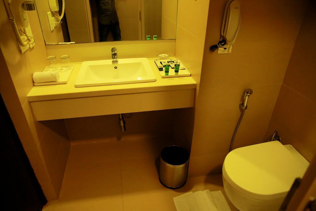 Best Western Jubilee Ridge Hyderabad Luaran gambar