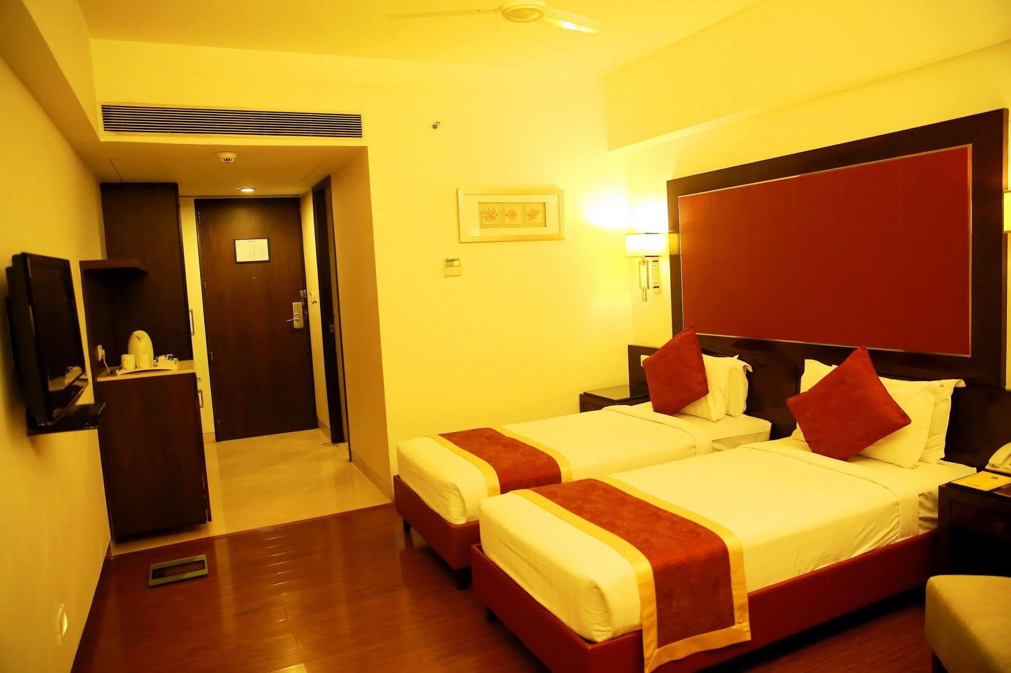 Best Western Jubilee Ridge Hyderabad Luaran gambar