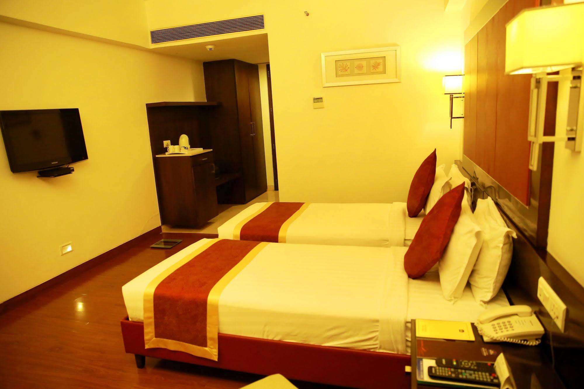 Best Western Jubilee Ridge Hyderabad Luaran gambar