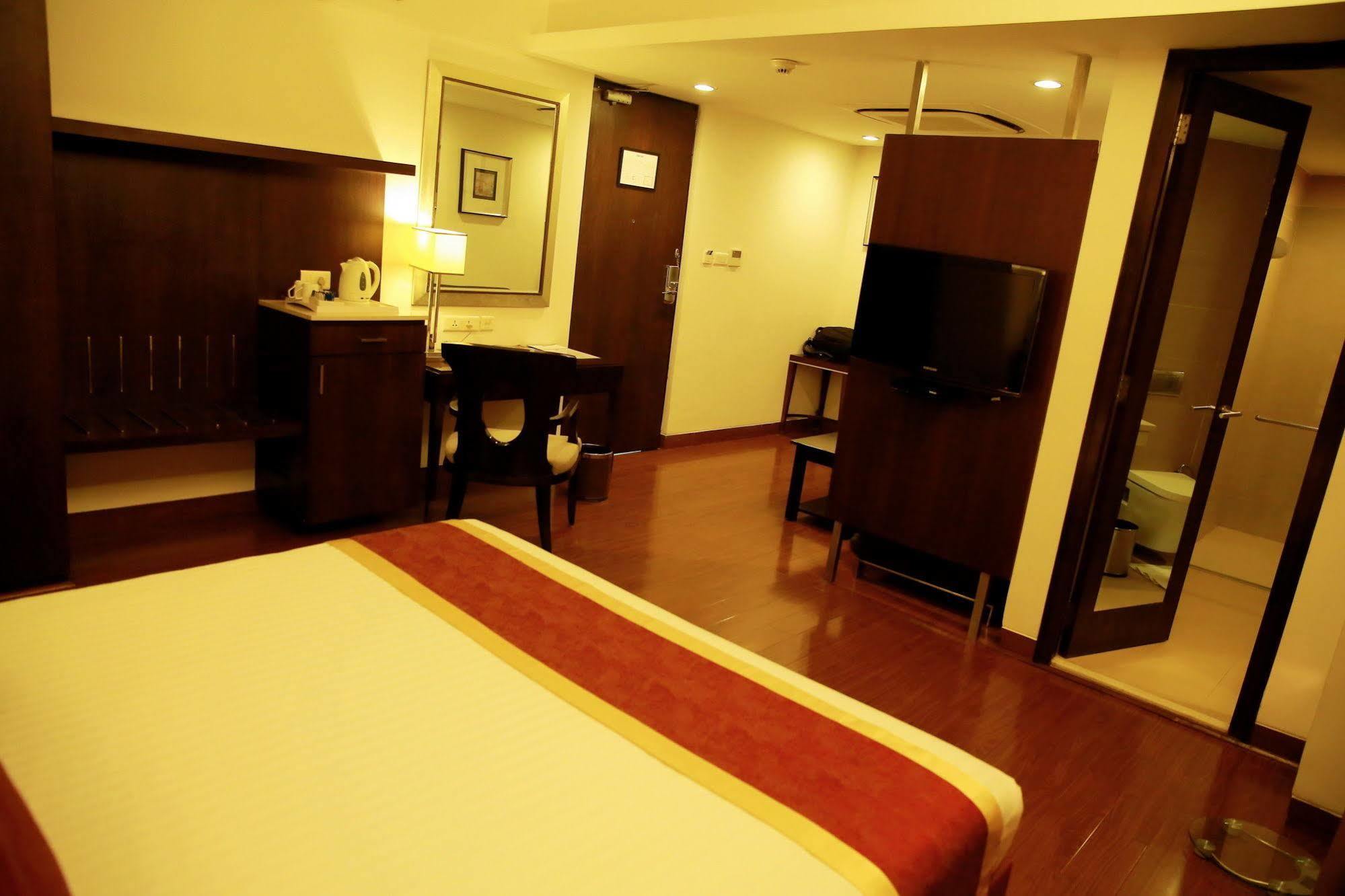 Best Western Jubilee Ridge Hyderabad Luaran gambar